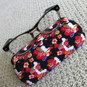 👀ICU Eyewear readers +2.50 + case. NWOT